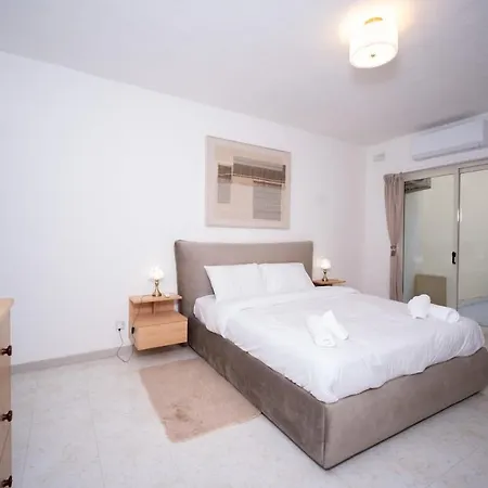 Lägenhet Modern 2br Flat In - 5 Min To